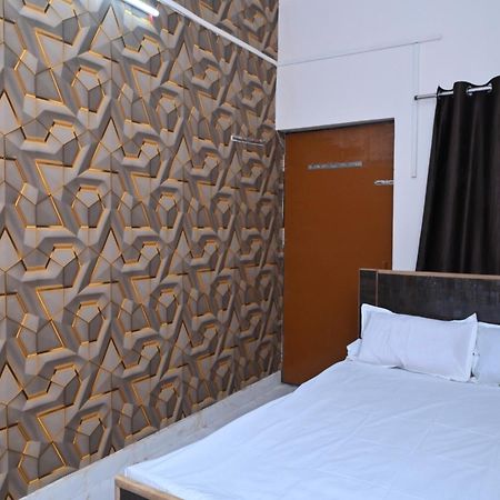 Privyrooms Gorakhpur Exterior foto