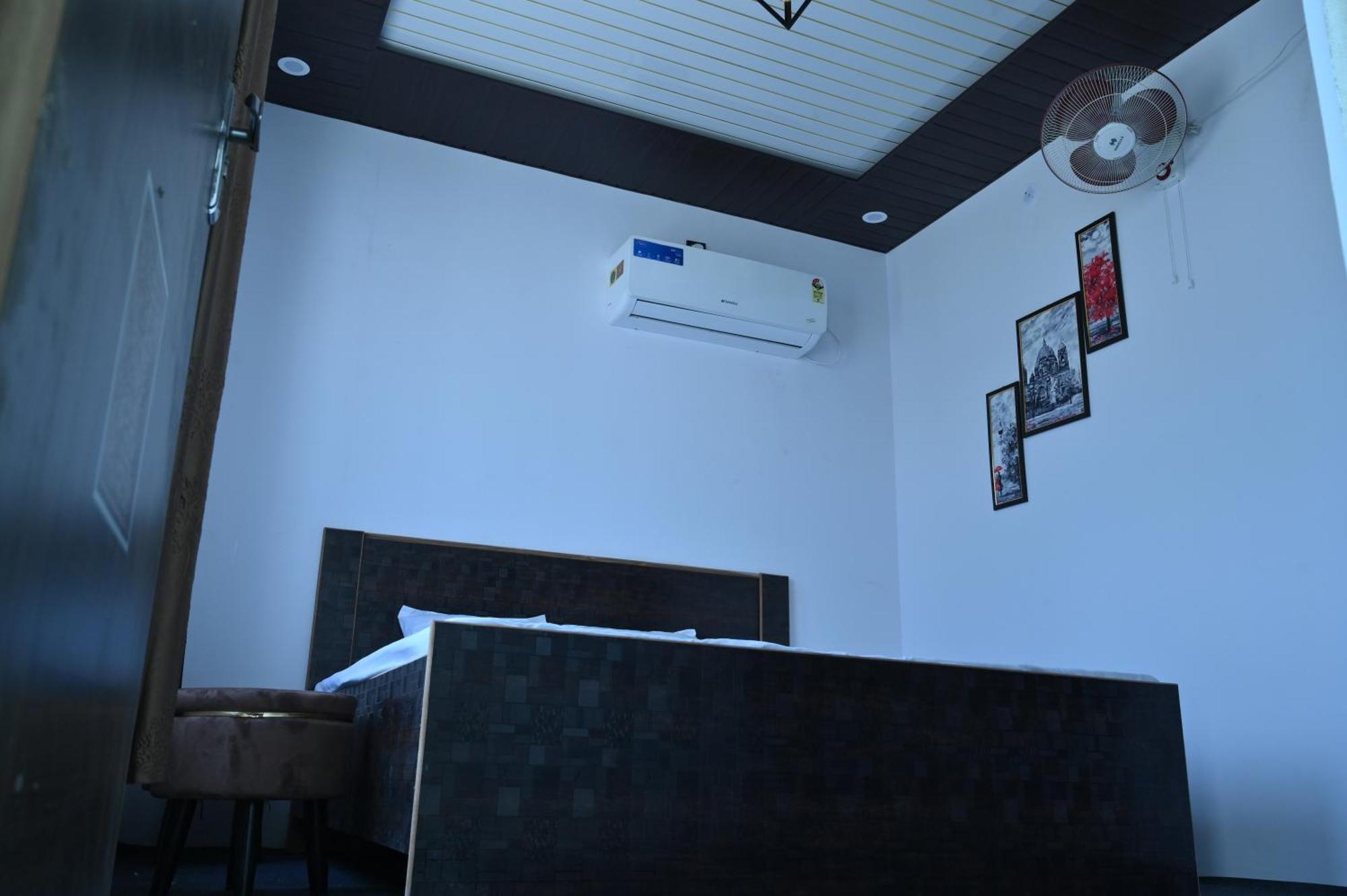 Privyrooms Gorakhpur Exterior foto